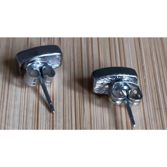 Black Pendant W/Metallic Greek Key Border W/ Earrings - Picture 6 of 7